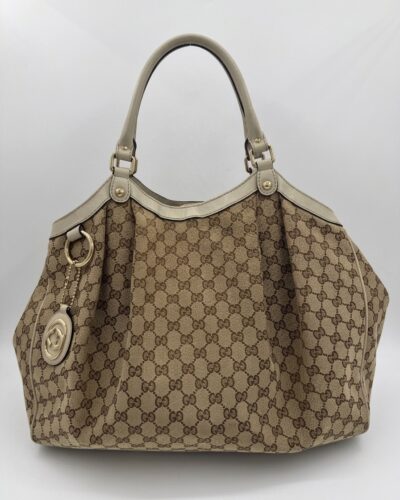 Gucci GG Canvas Sukey Large in beige GG Canvas met leren details