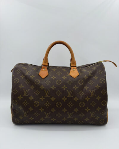 Voorkant van de Louis Vuitton Speedy 35 in bruin Monogram canvas